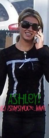 vb cu meh la tel: :hi: poze rare cu ashley
