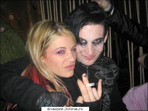 Poze rare Cu Ashley - ashley marie mizsaro - Poze rare