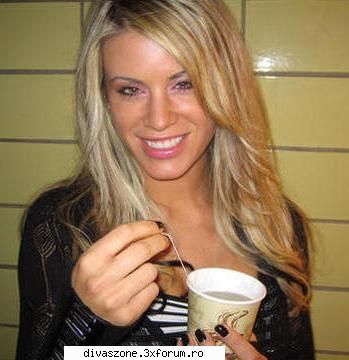 Poze rare Cu Ashley - hay mey k am pos poze destul de nice niki makr un - Poze rare